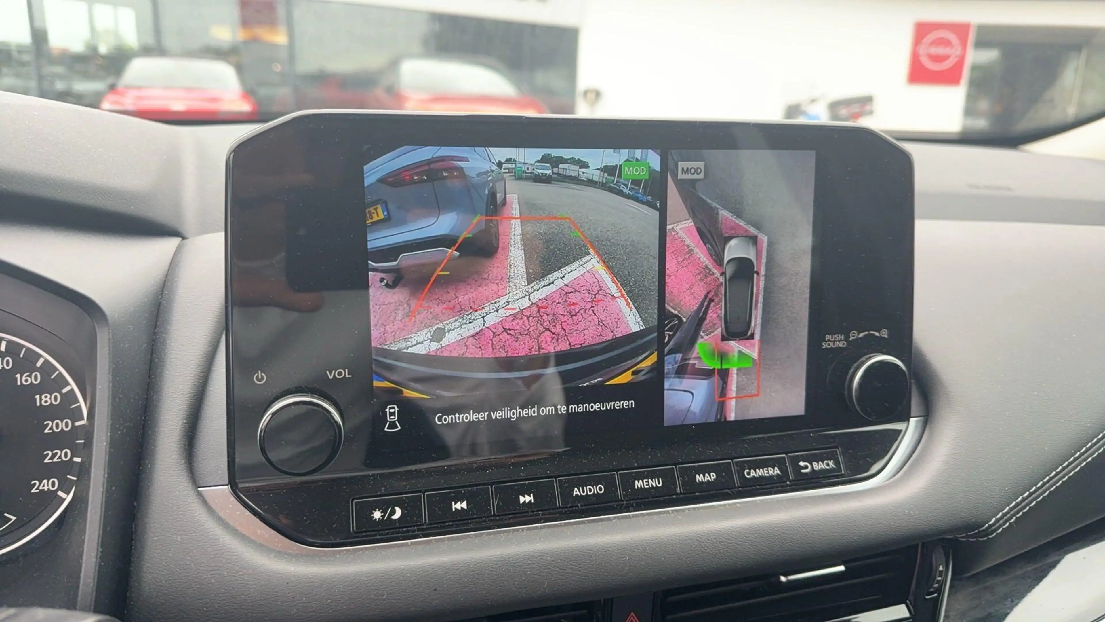 Nissan Qashqai 1.3 MHEV N-Style | 360 Camera | Adaptieve Cruise C — photo 11