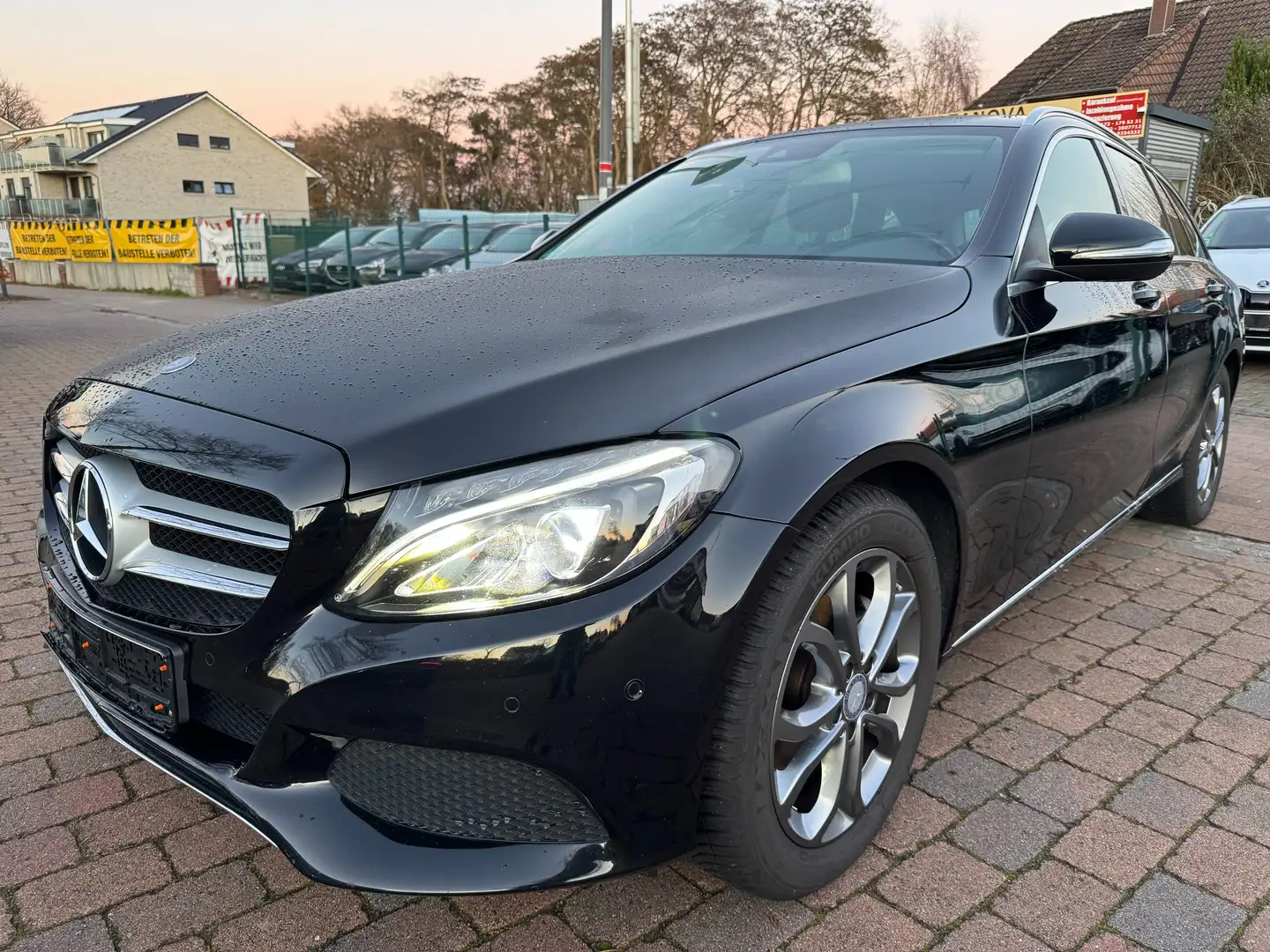 Mercedes-Benz C 200 C 200 T Edition C CGI Avantgarde Noir - 1
