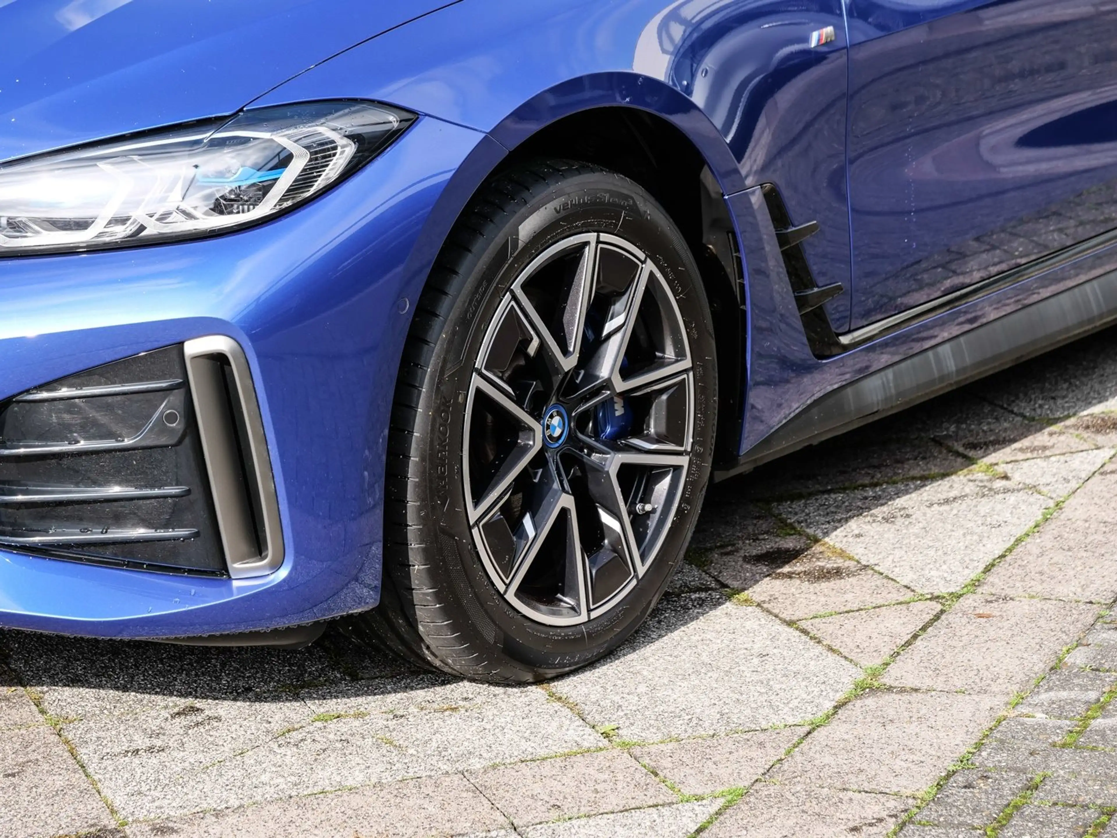 BMW i4 M50 M Sport AHK RFK NAVI Standh. LED Laser — photo 5