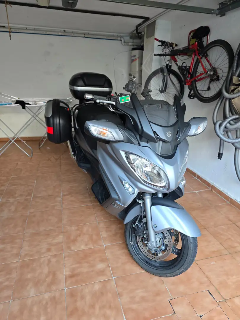 Suzuki Burgman 650 2014 Gris - 2
