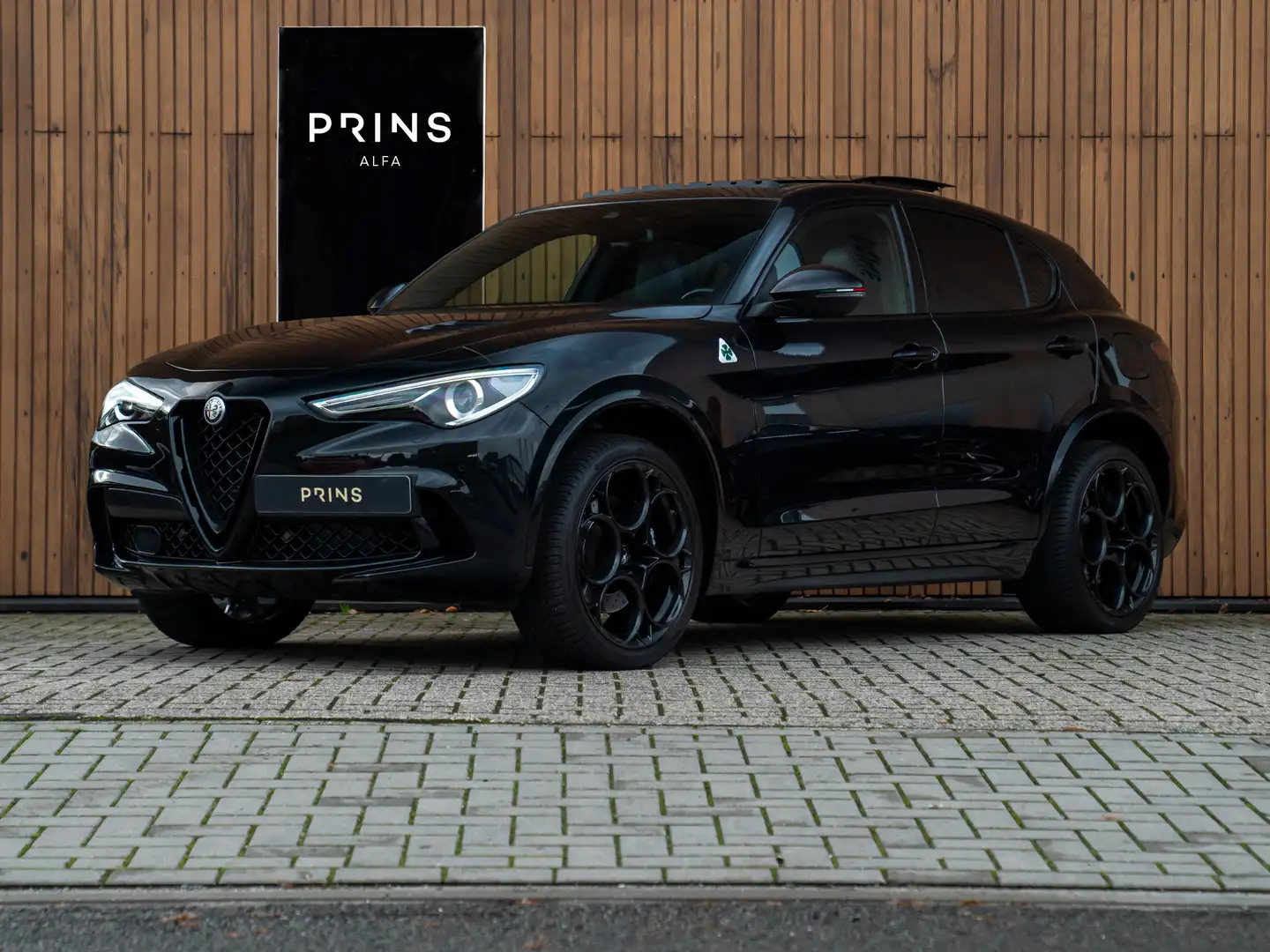 Alfa Romeo Stelvio 2.9 V6 AWD Quadrifoglio | Pano-dak | 21 inch | Har Schwarz - 1