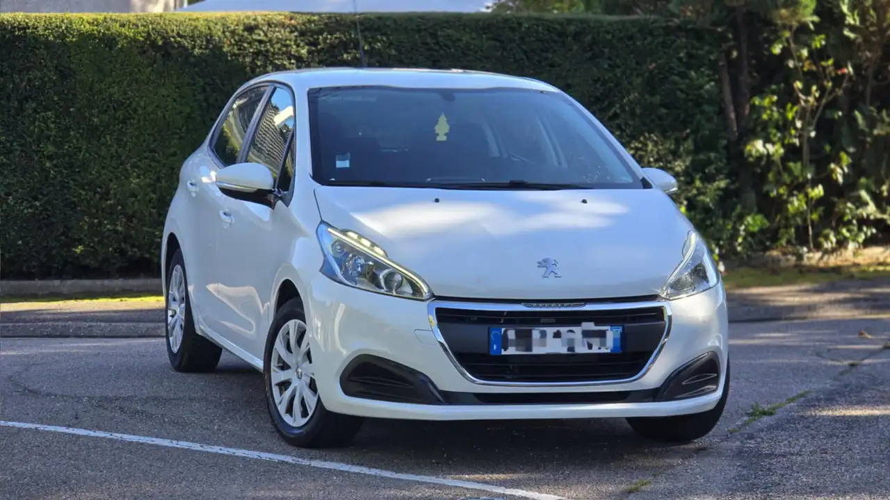 Peugeot 208 1.0 PureTech 68ch BVM5 Like