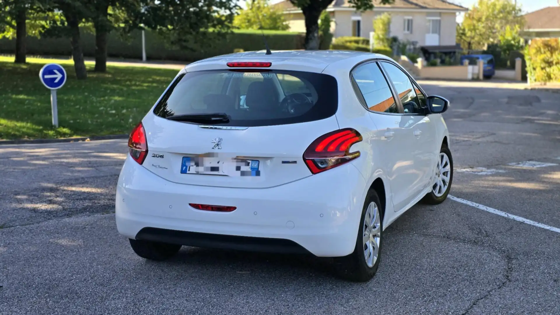 Peugeot 208 208 1.0 PureTech 68ch BVM5 Like Blanc - 2
