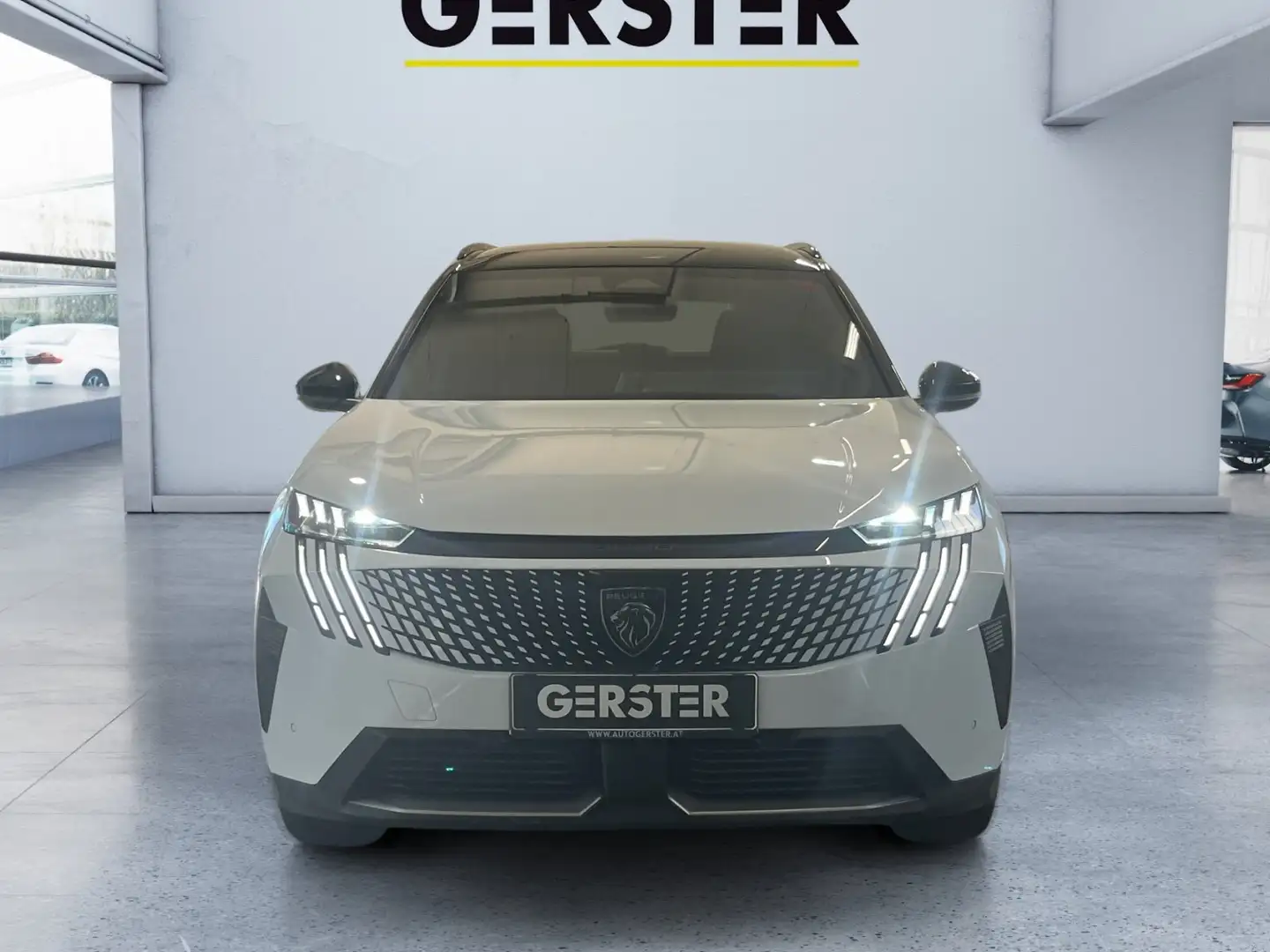 Peugeot 5008 1.2 145 GT Exclusive ACC Alcantara LED Navi Weiß - 2