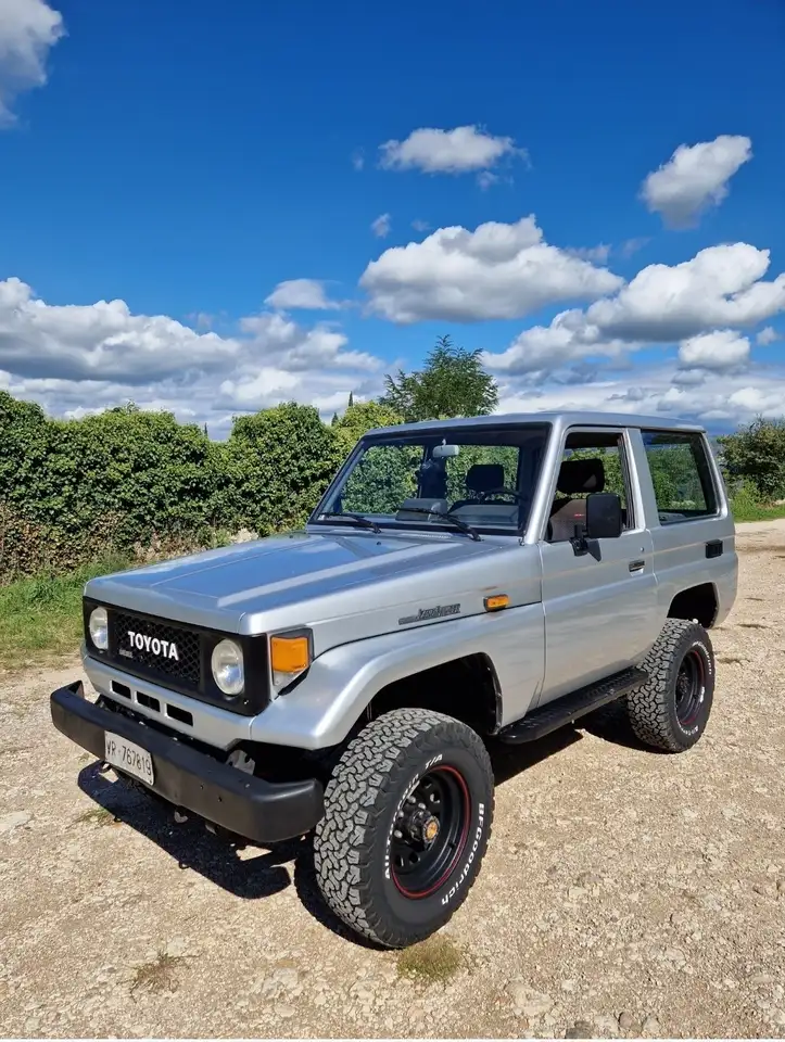 Toyota Land Cruiser bj70, foto 6