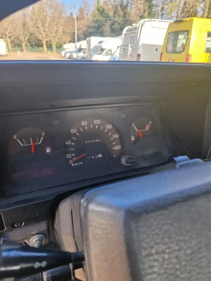 Toyota Land Cruiser bj70, foto 2