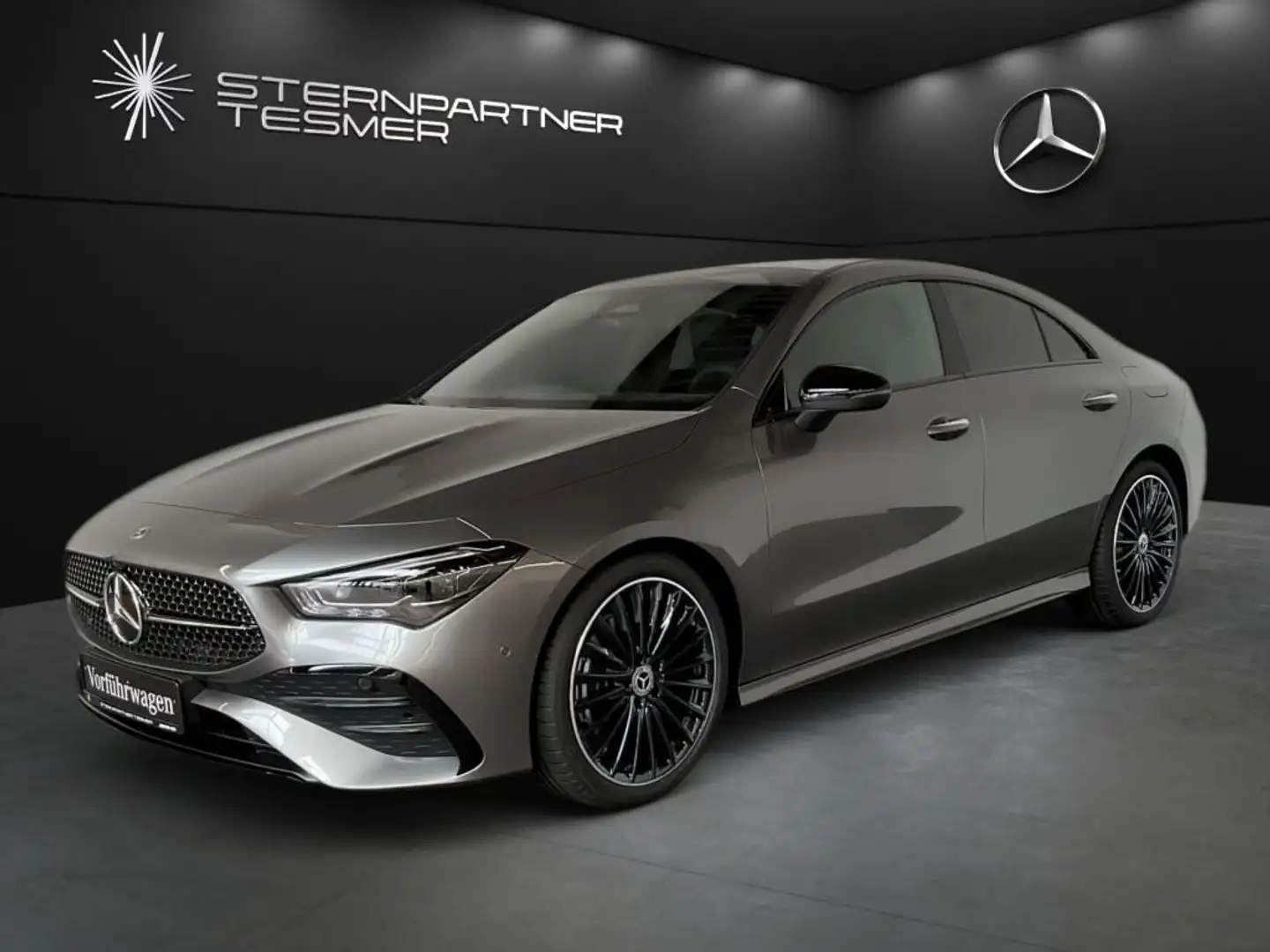 Mercedes-Benz CLA 200 d Coupé AMG, Night, Pano-D, Kamera, Dist Šedá - 2