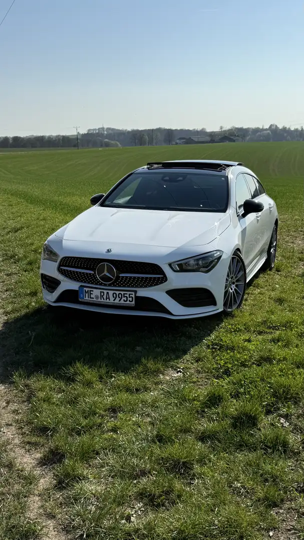 Mercedes-Benz CLA 220 Shooting Brake 7G-DCT AMG Line - 1