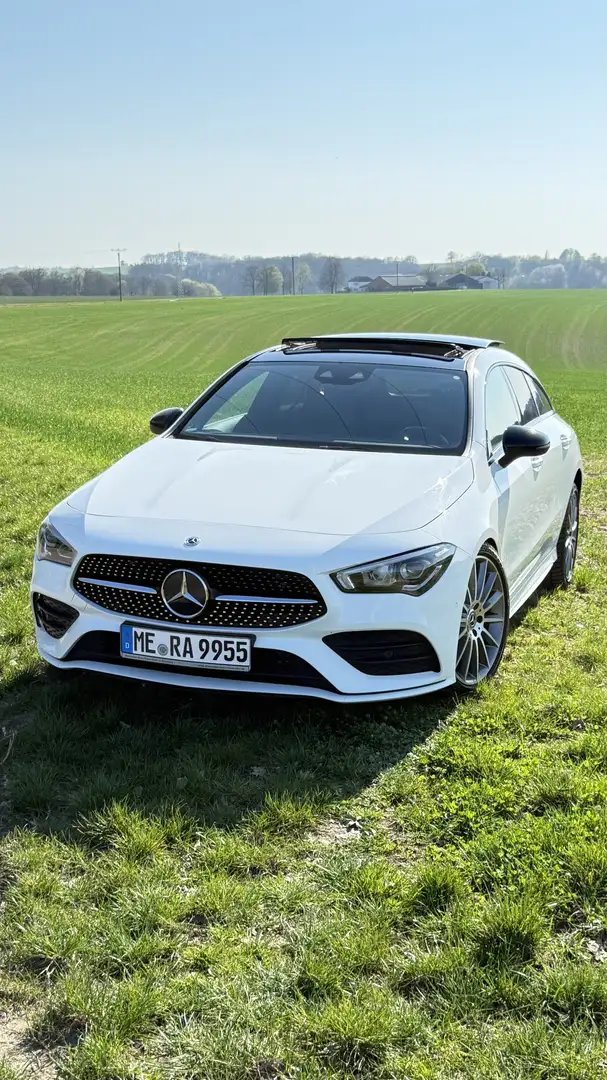 Mercedes-Benz CLA 220 Shooting Brake 7G-DCT AMG Line - 2