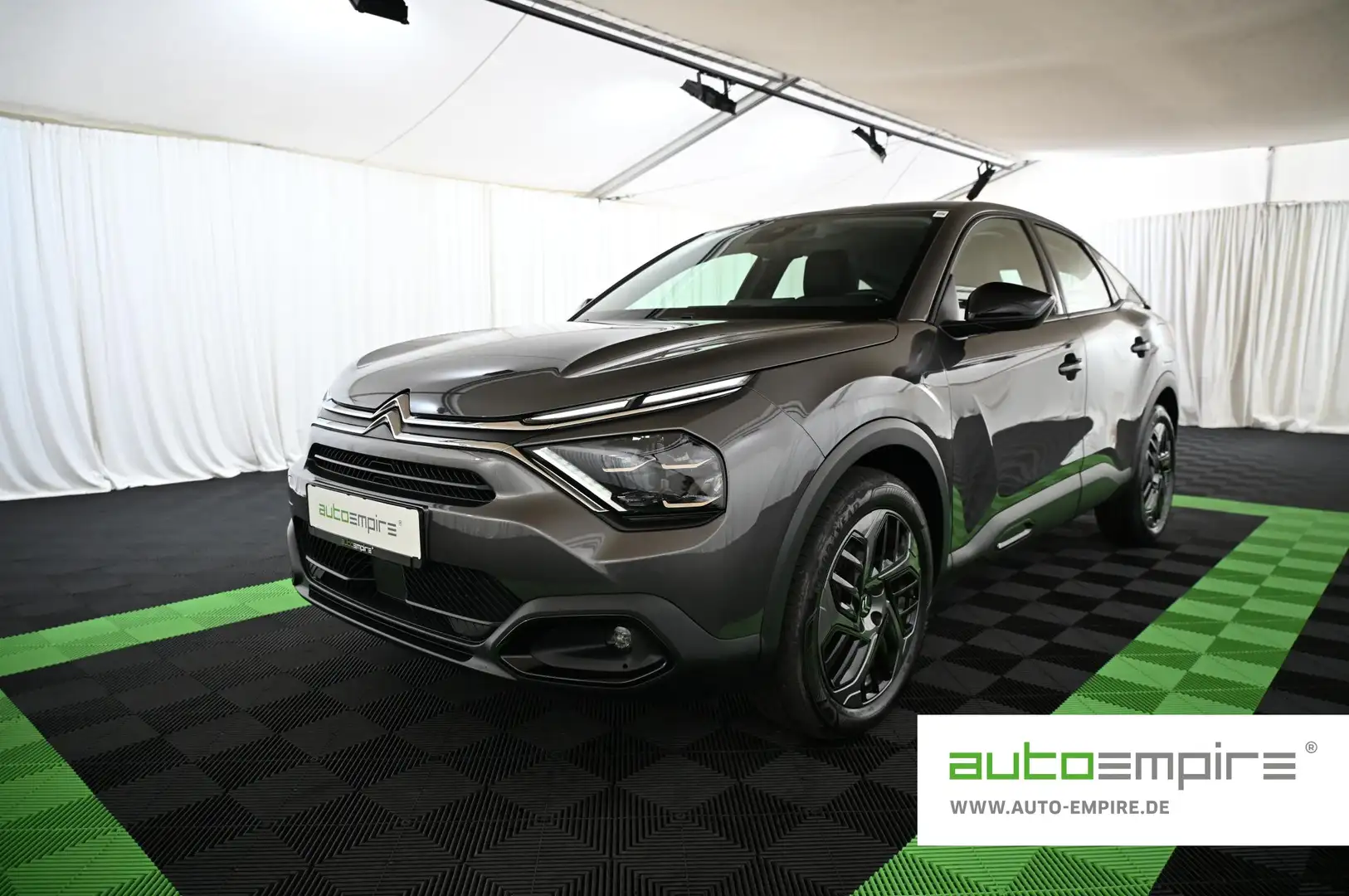 Citroen C4 1.2 PT 130 PLUS LED/NAVI/SHZ/KAELTE-PAKET/18 Grau - 1