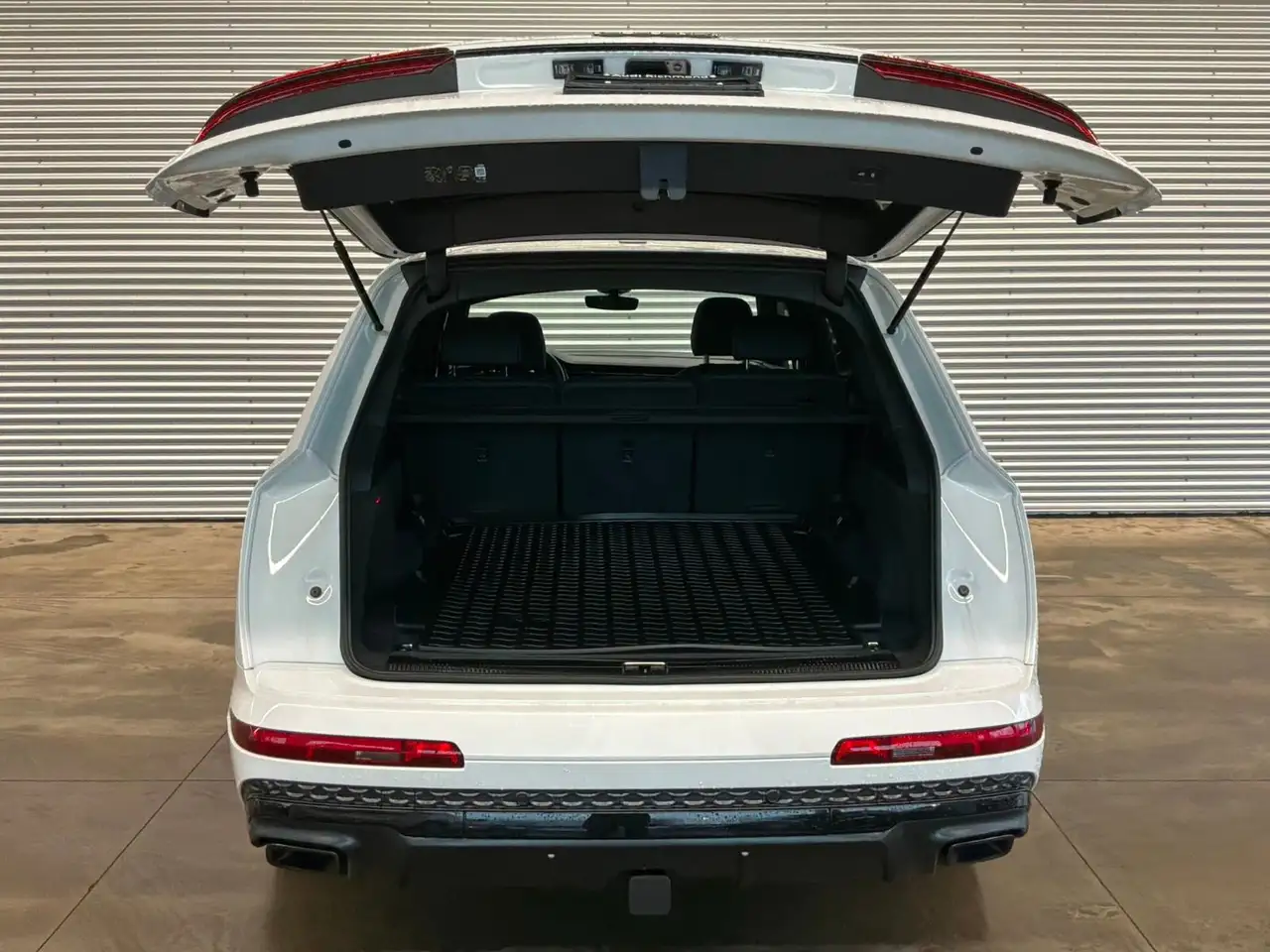 Audi Q7 снимка Audi Q7