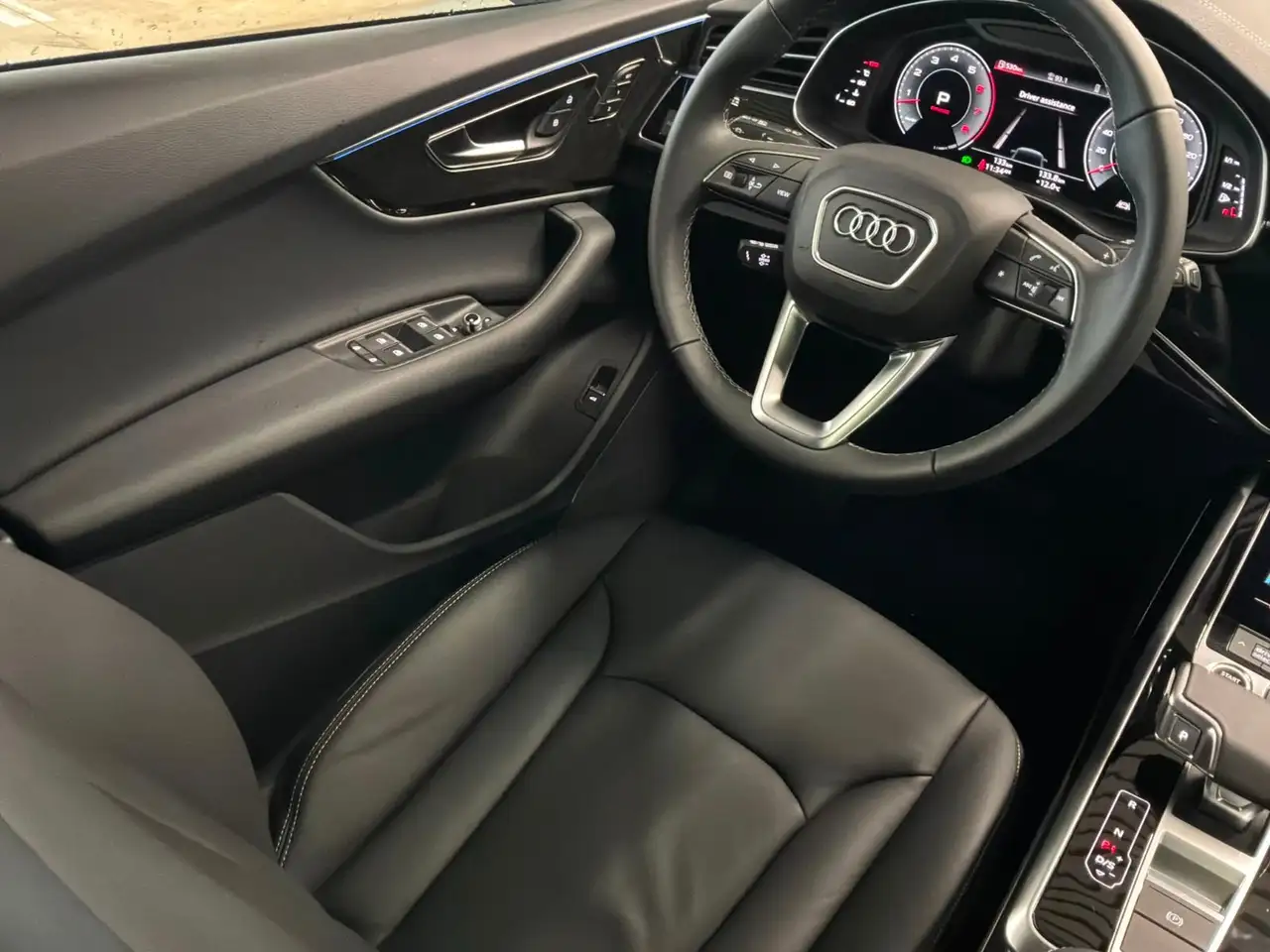 Audi Q7 снимка Audi Q7