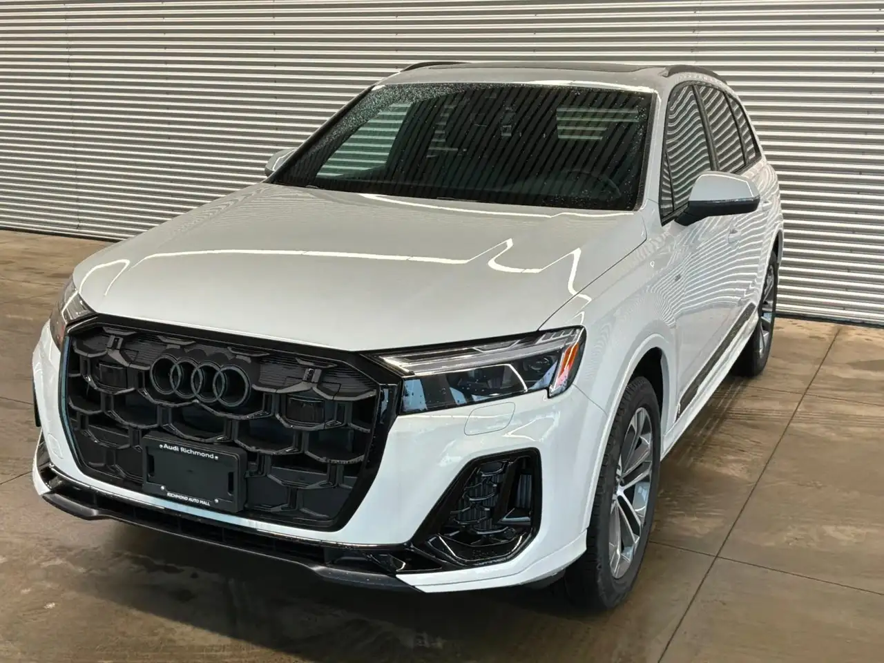 Audi Q7 снимка Audi Q7