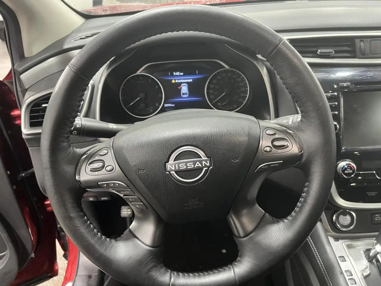 Nissan Murano снимка Nissan Murano
