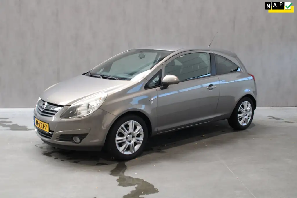 Opel Corsa 2010 из Европы — купить под ключ