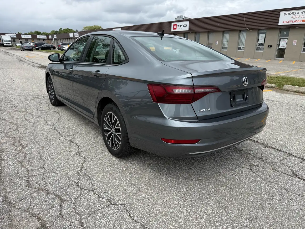 Volkswagen Jetta снимка Volkswagen Jetta