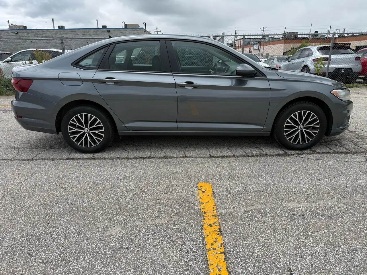Volkswagen Jetta снимка Volkswagen Jetta