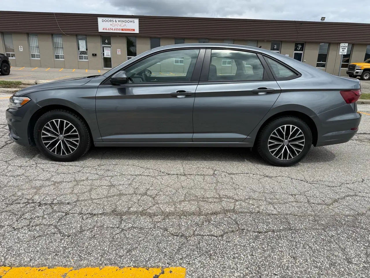Volkswagen Jetta снимка Volkswagen Jetta
