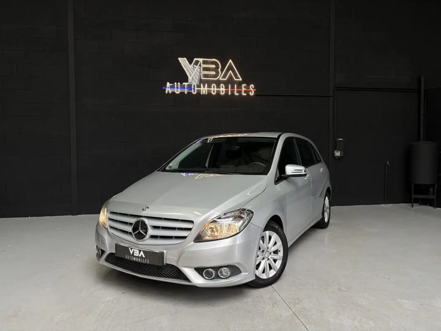 Mercedes-Benz B 200 Sports Tourer 200 CDI Design Business Gris - 2