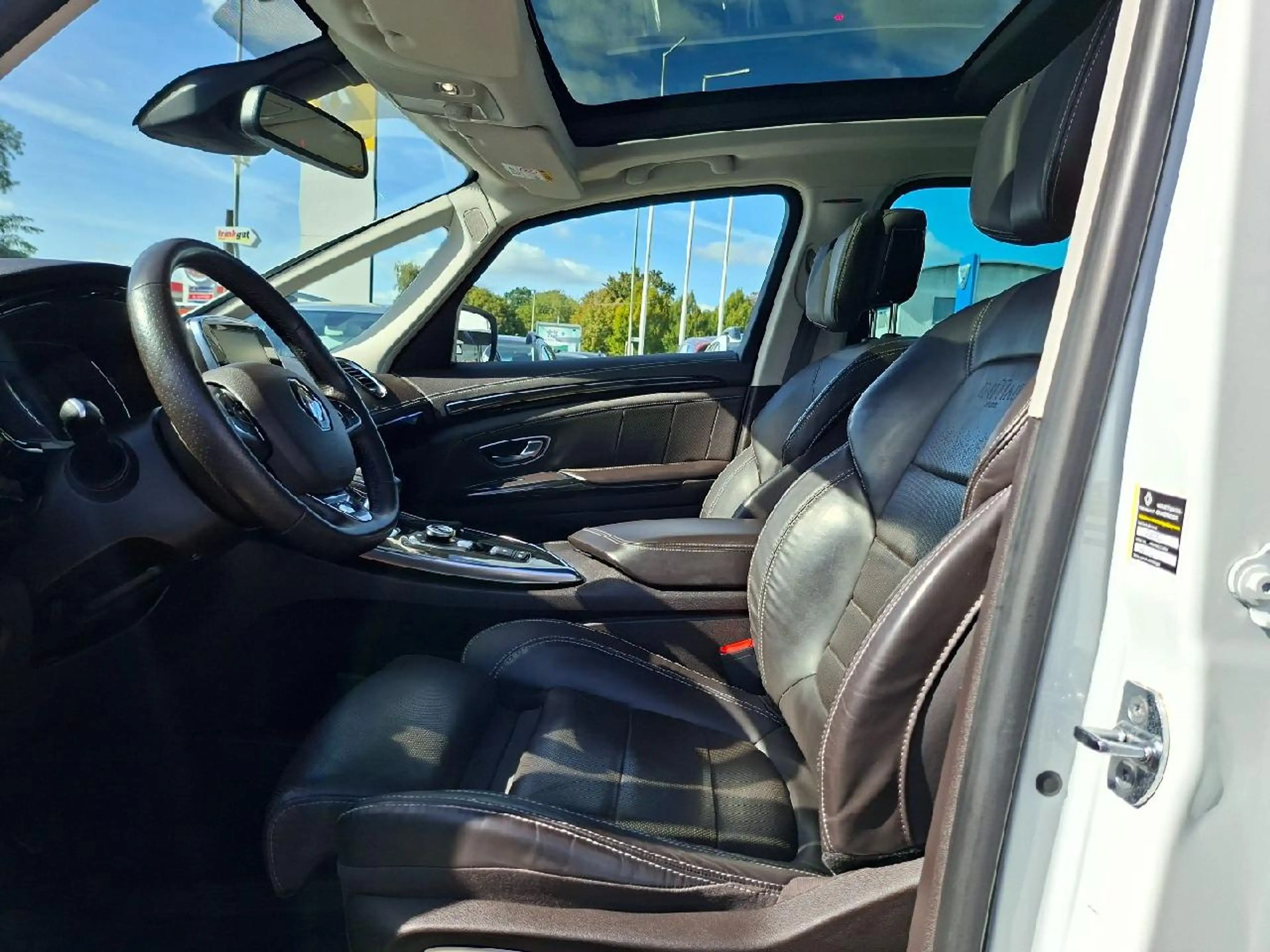 Renault Espace Initiale Paris*Leder*SHZ*Pano*Navi*DAB*Kamera* — photo 8