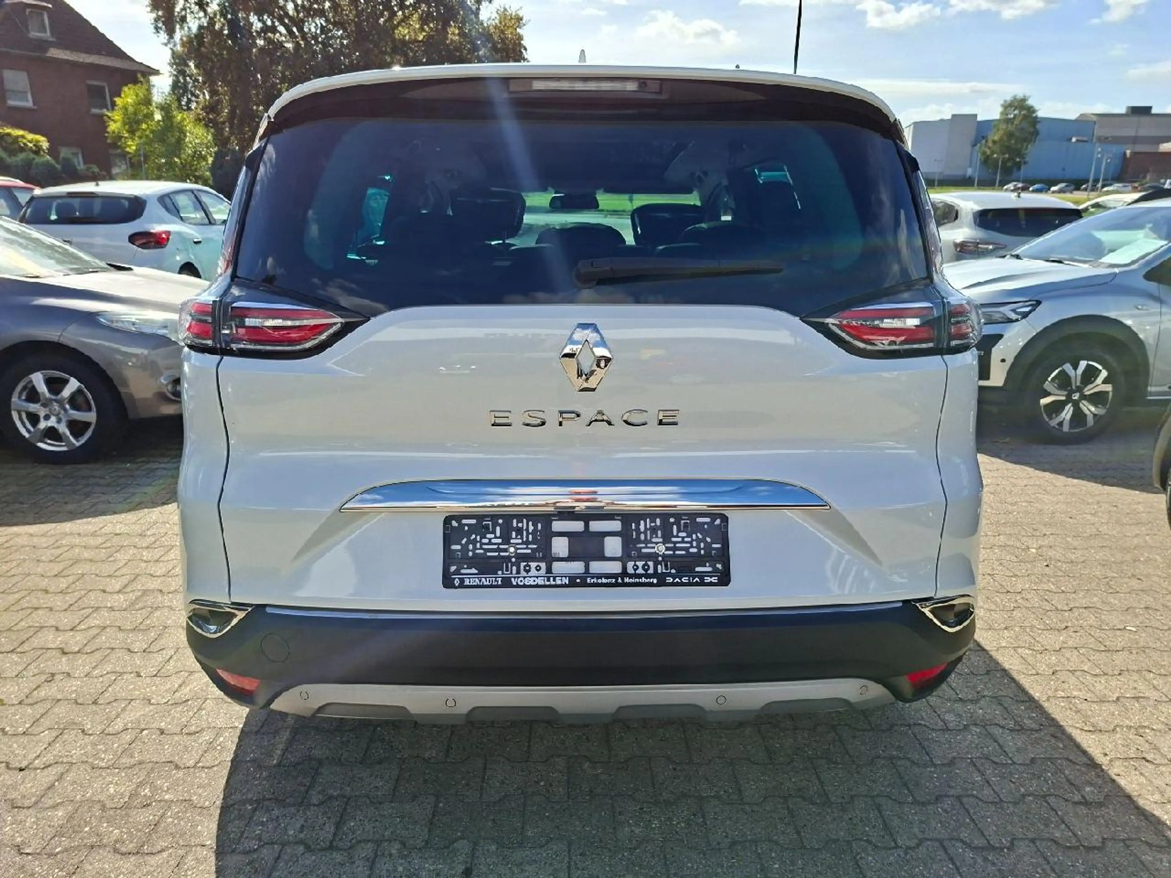 Renault Espace Initiale Paris*Leder*SHZ*Pano*Navi*DAB*Kamera* — photo 6