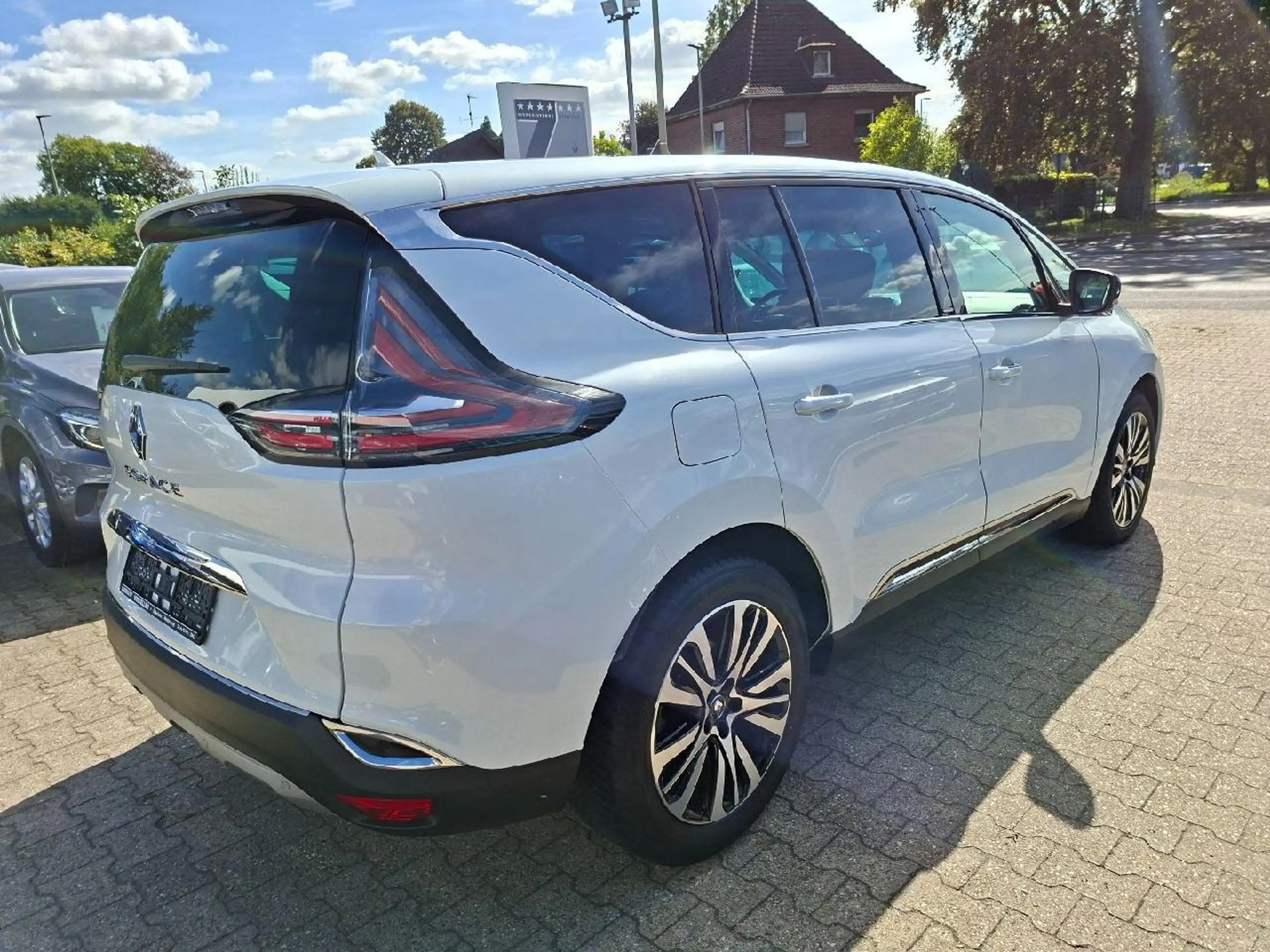 Renault Espace Initiale Paris*Leder*SHZ*Pano*Navi*DAB*Kamera* — photo 5
