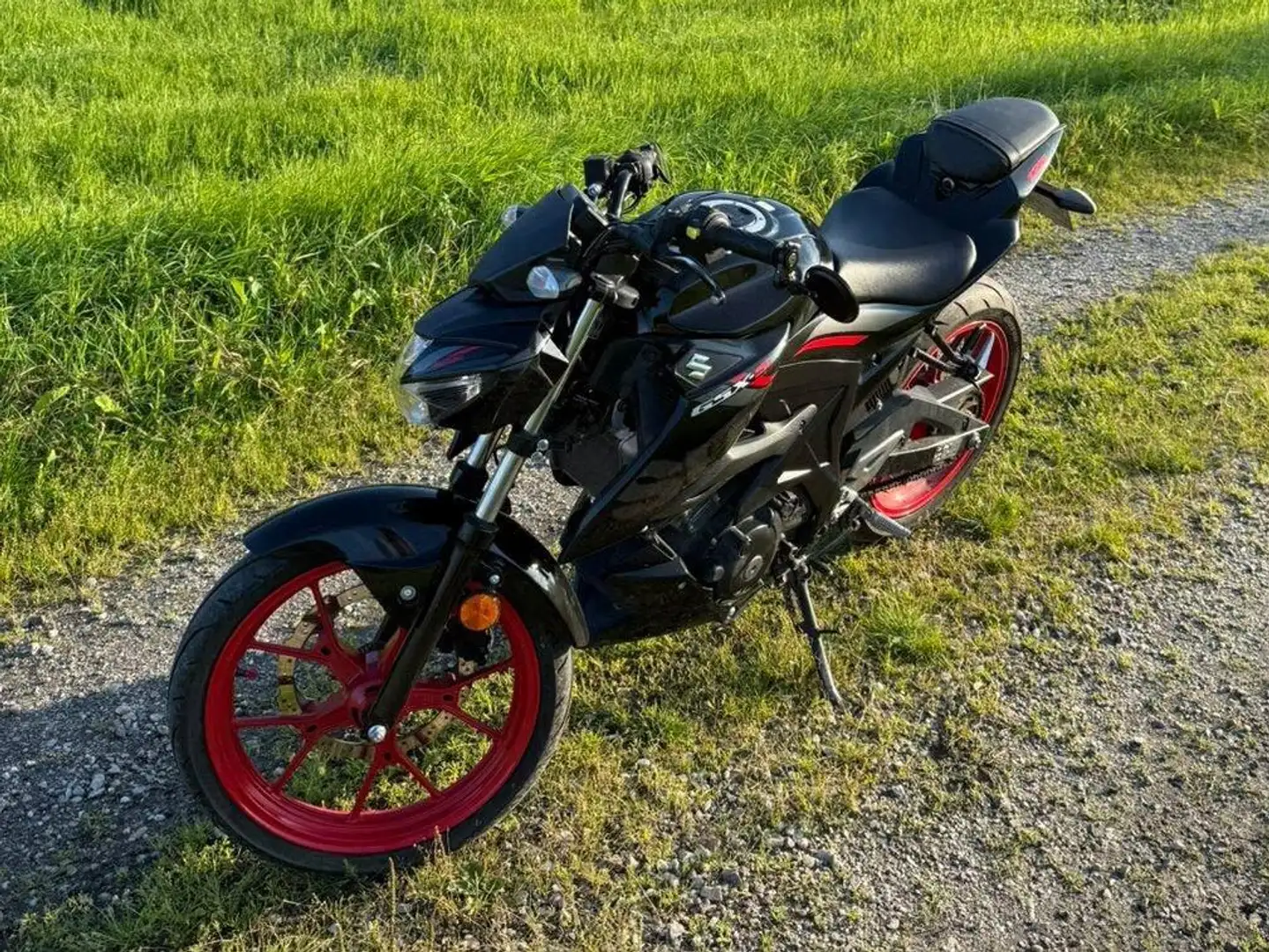 Suzuki GSX-S 125 Zwart - 1