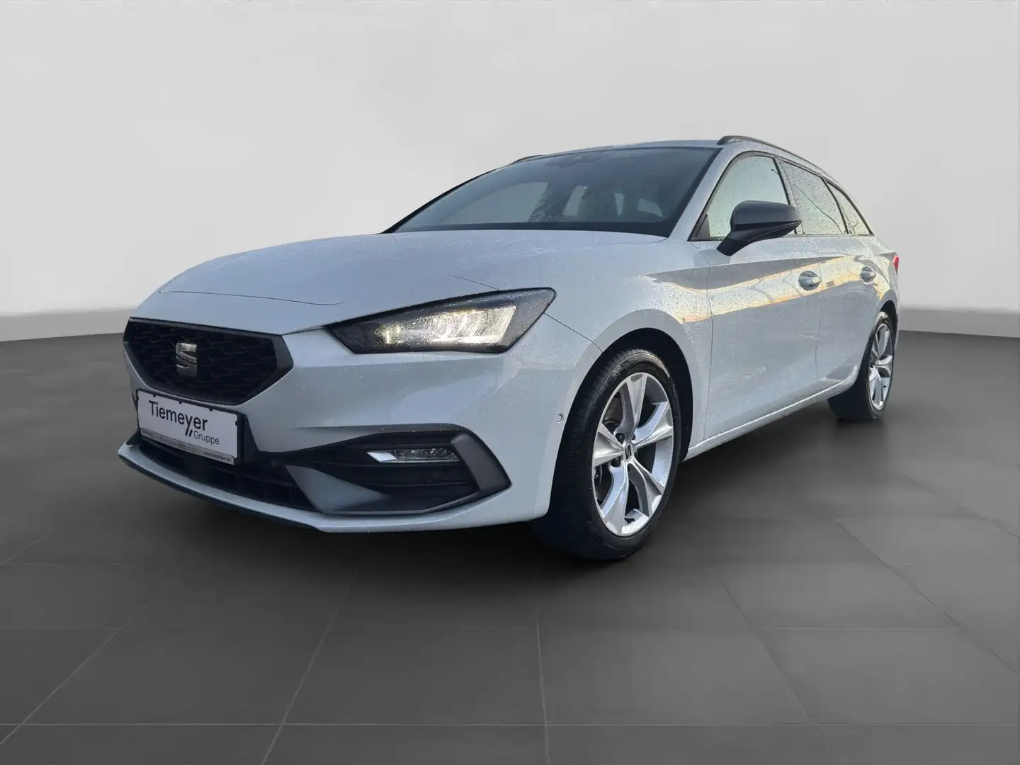SEAT Leon Sportstourer 2.0 TDI DSG FR AHK SIDE-ASSIST Weiß - 2