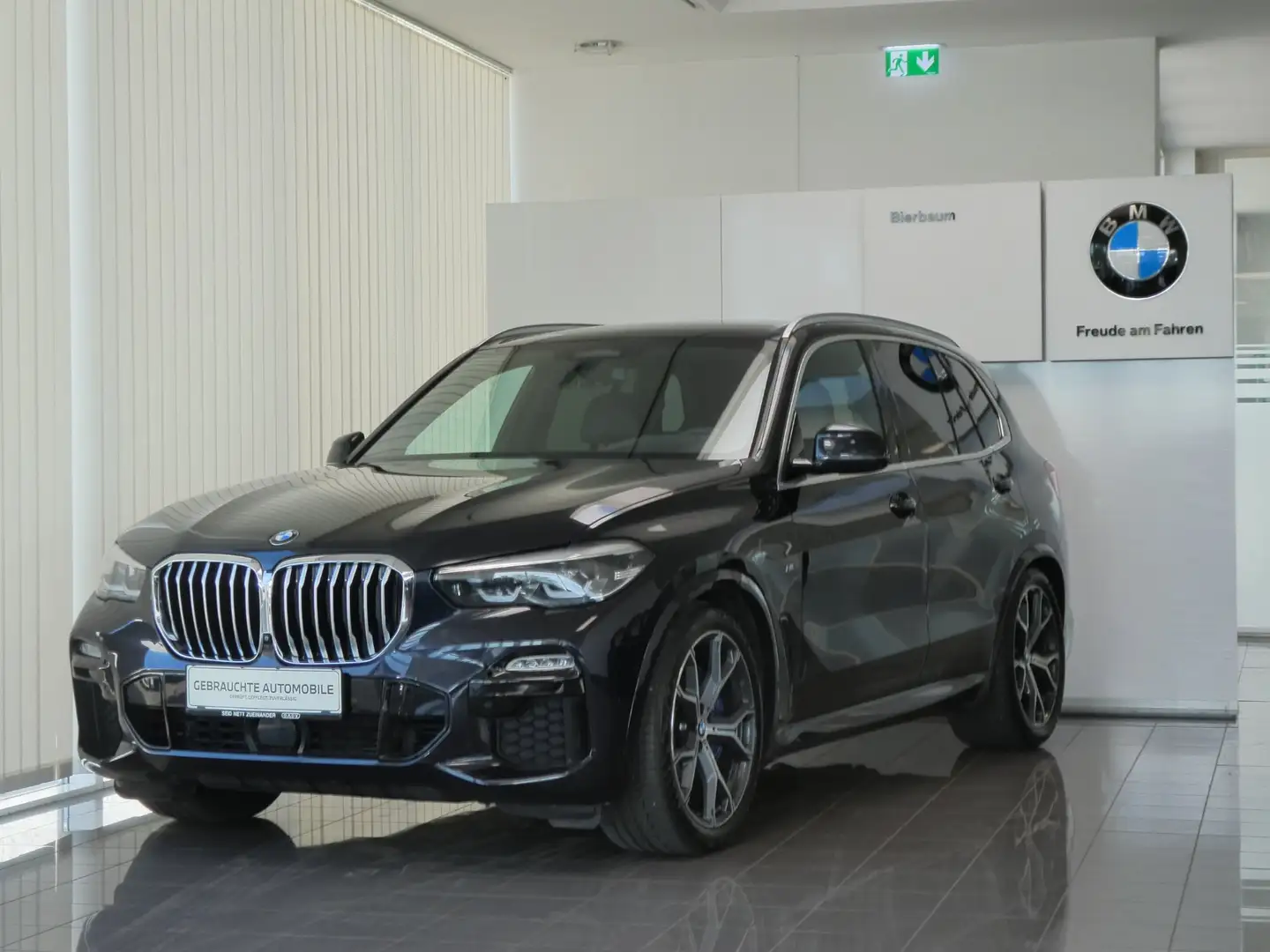 BMW X5 xDrive30d Schwarz - 1