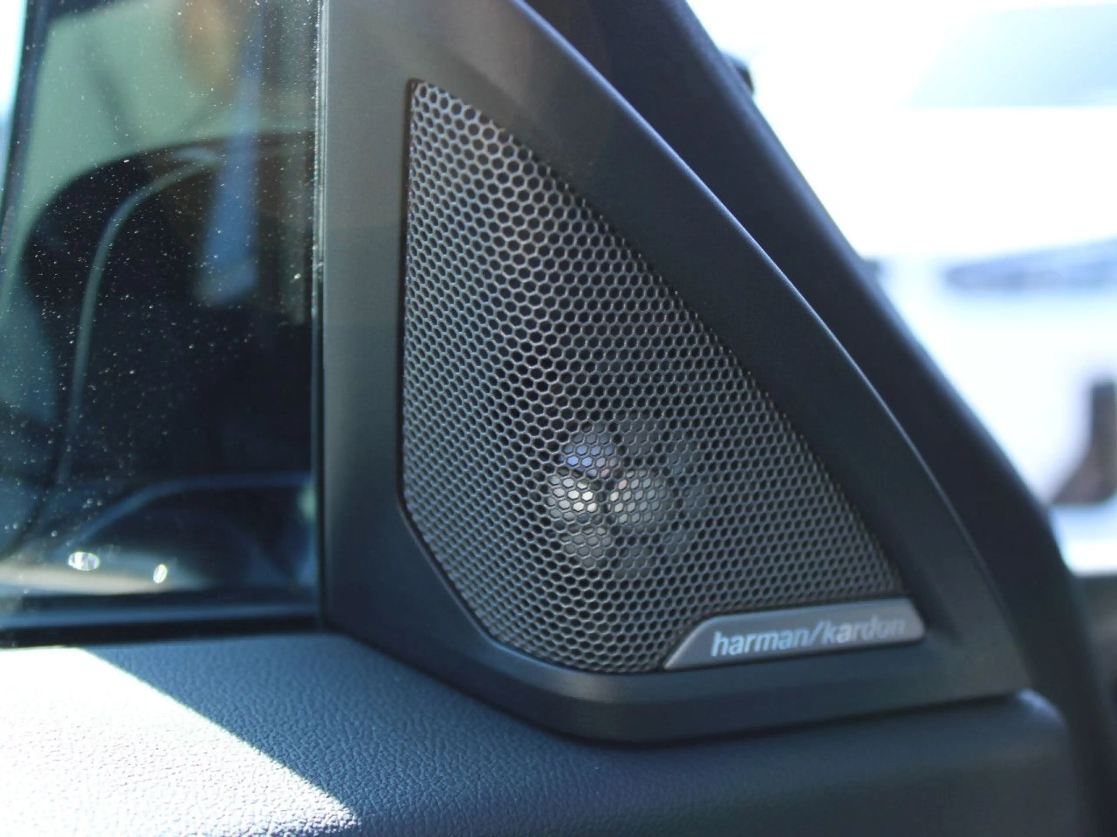 BMW 240 Mi xDrive Coupé M Pro ACC HUD Kamera AHK 19" — photo 11