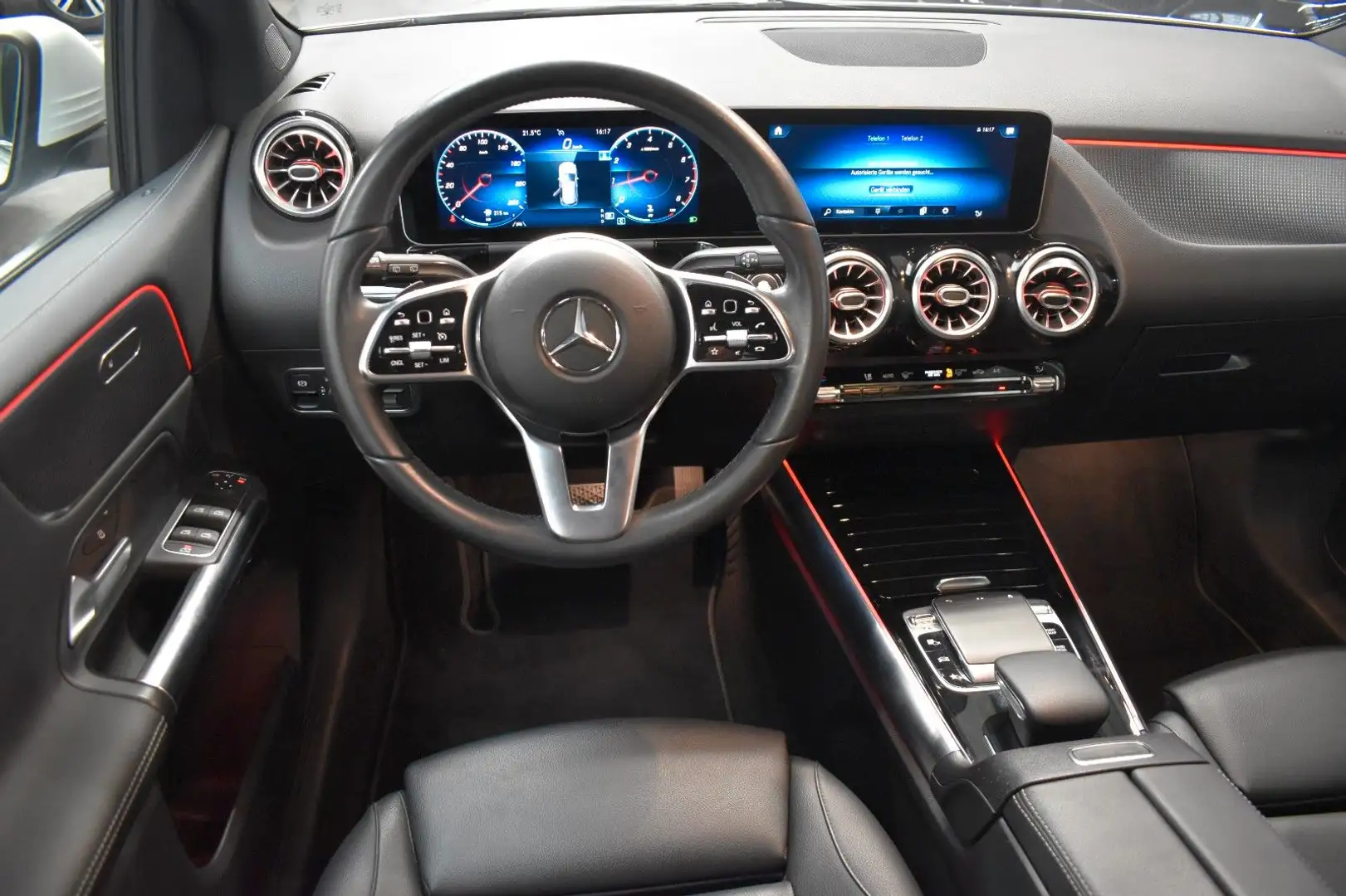 Mercedes-Benz B 200 *LED-Scheinwerfer*KAMERA*NAVI*SHZ*PDC*ALU bijela - 2