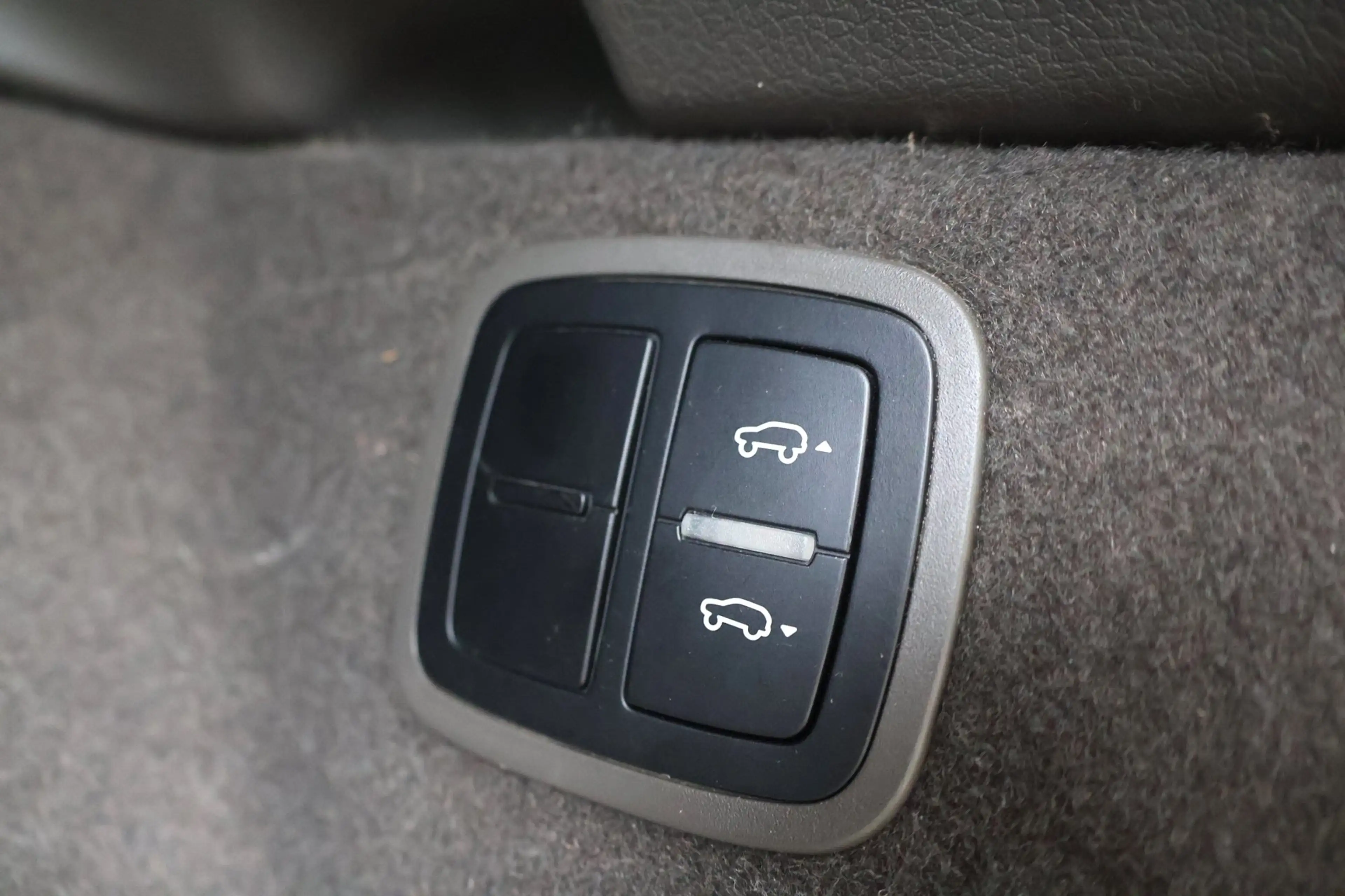 Porsche Macan 2.0-Pano-Stoelverwarming-Luchtvering-Memory — photo 26