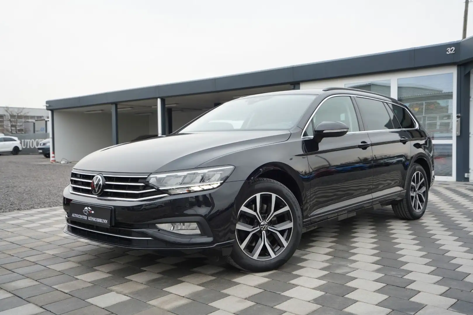 Volkswagen Passat Variant Passat 2.0TDI*1.Hand*4Motion*Kamera*ACC*Massage* Schwarz - 1