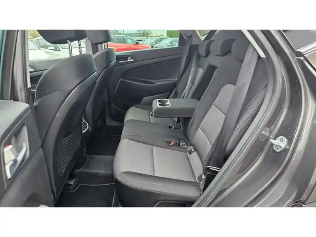 Hyundai Tucson view 22