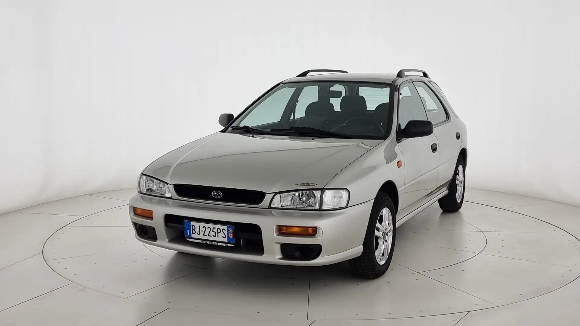 Subaru Impreza Impreza 1.6i 16V cat Compact Wag. 4WD ASI Gris - 1