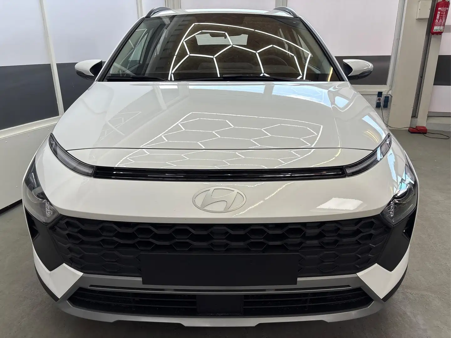 Hyundai BAYON LIFE FL DCT NAVI RFK PDC 1.0 T-GD-i 7-DCT 73,6k... Weiß - 2