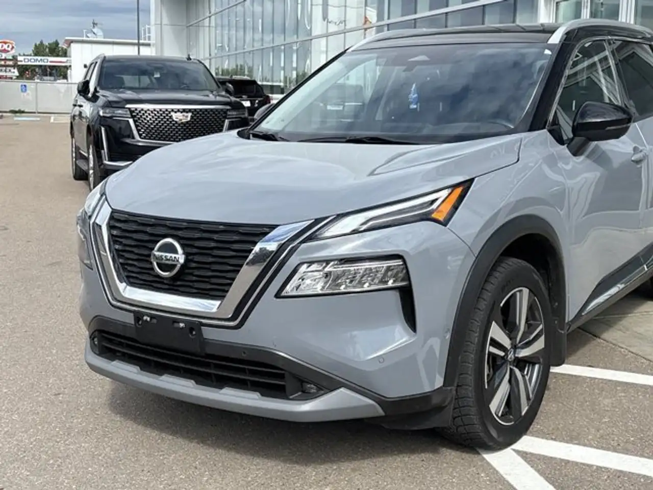 Nissan Rogue снимка Nissan Rogue