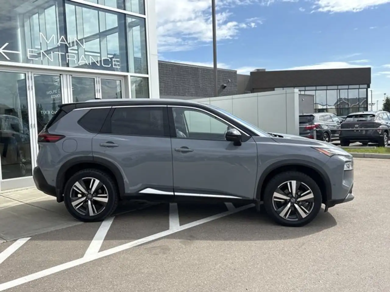 Nissan Rogue снимка Nissan Rogue