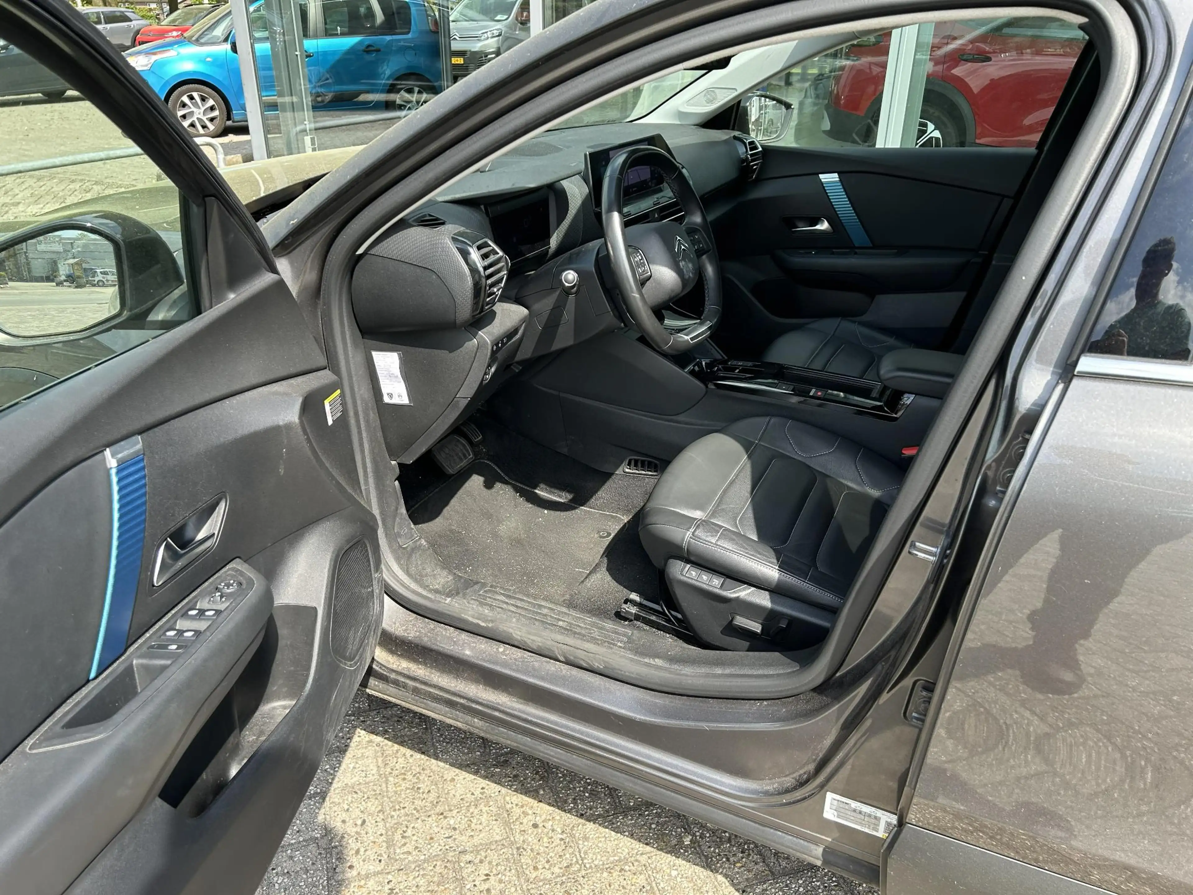 Citroen E-C4 Electric Shine 50 kWh — photo 8