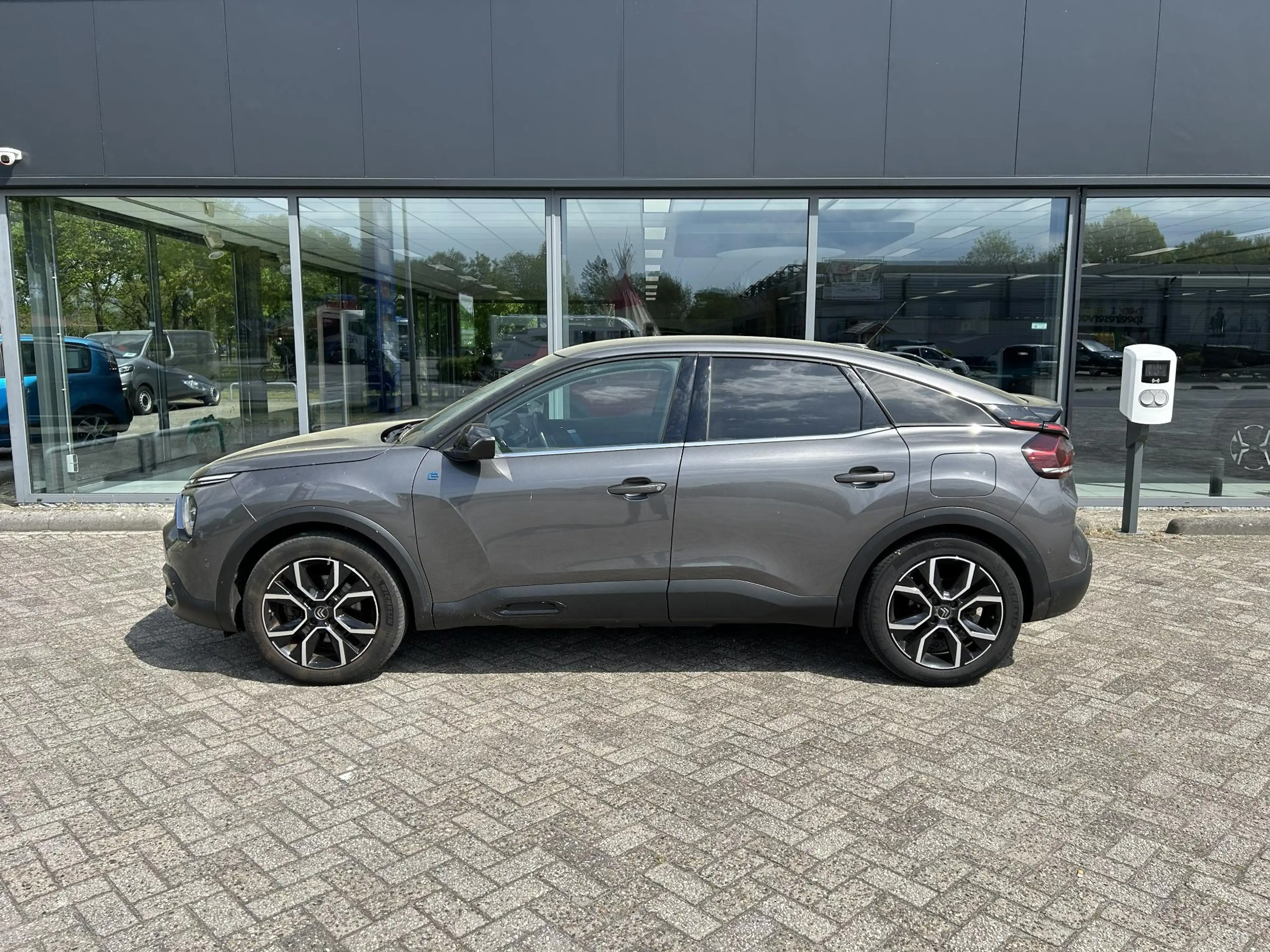 Citroen E-C4 Electric Shine 50 kWh — photo 6