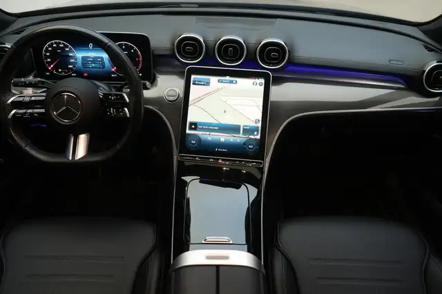 Mercedes-Benz C-Class view 14