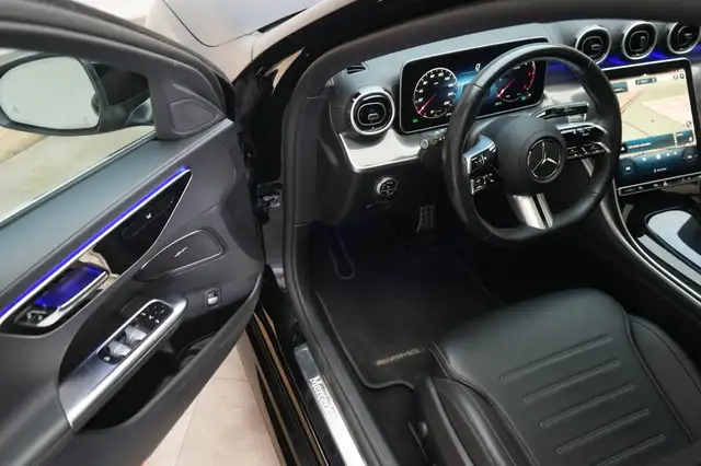 Mercedes-Benz C-Class view 12