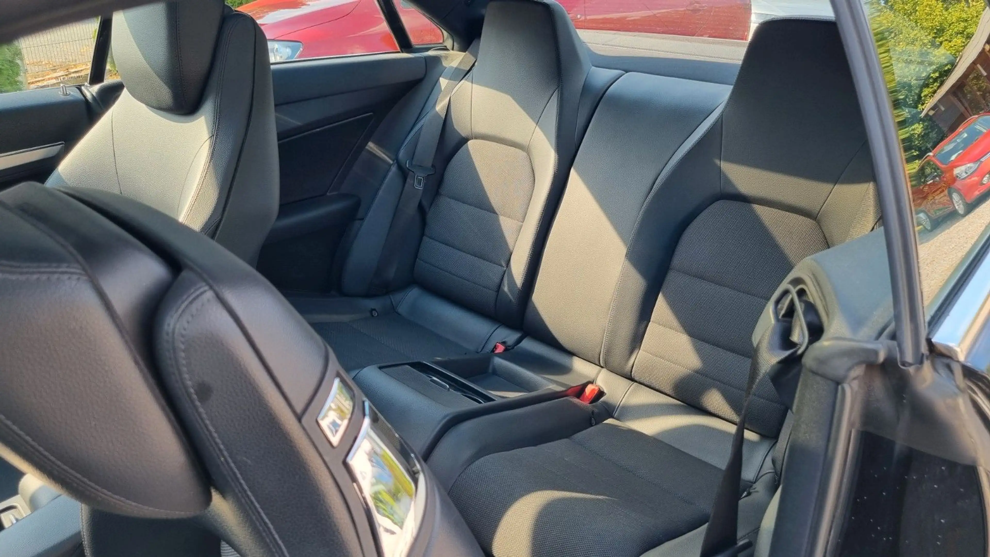 Mercedes-Benz E 350 E Coupe E 350 CGI BlueEfficiency/Garantie — photo 9