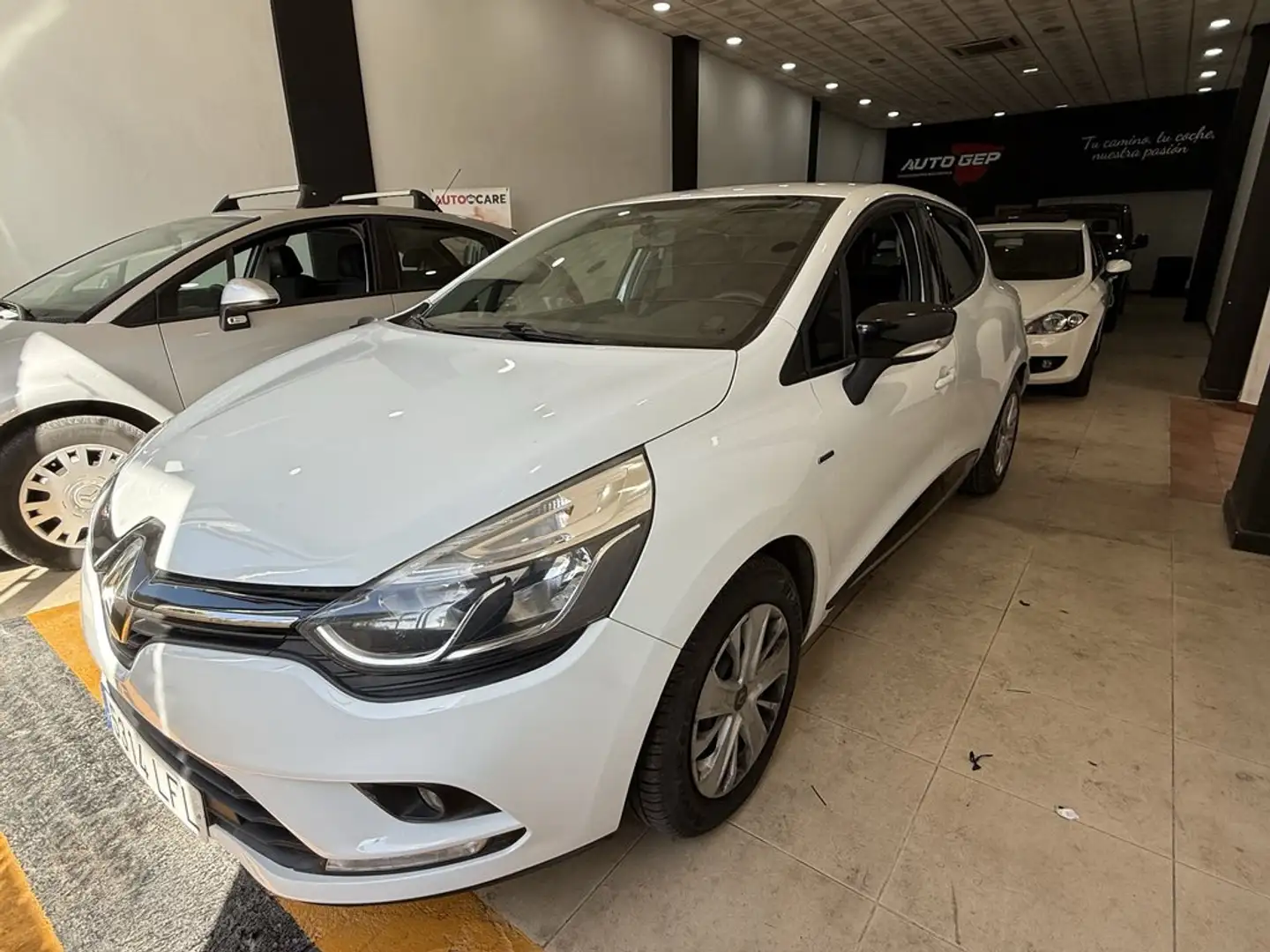 Renault Clio Limited dCi 55kW (75CV) -18 Weiß - 1