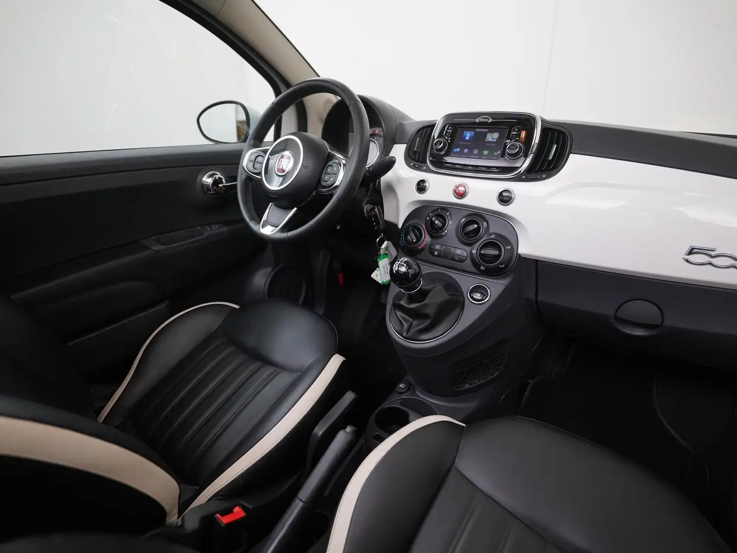 Fiat 500C 0.9 TwinAir Turbo Lounge | Navigatie | Leder | Lic Wit - 2
