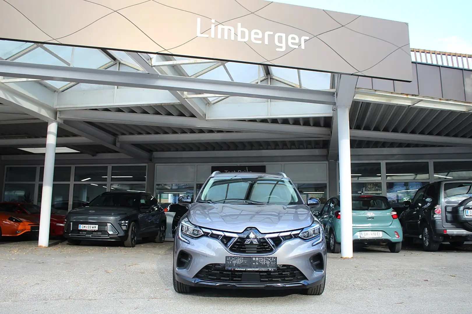 Mitsubishi ASX 1,0 MPI-T Invite Grau - 2