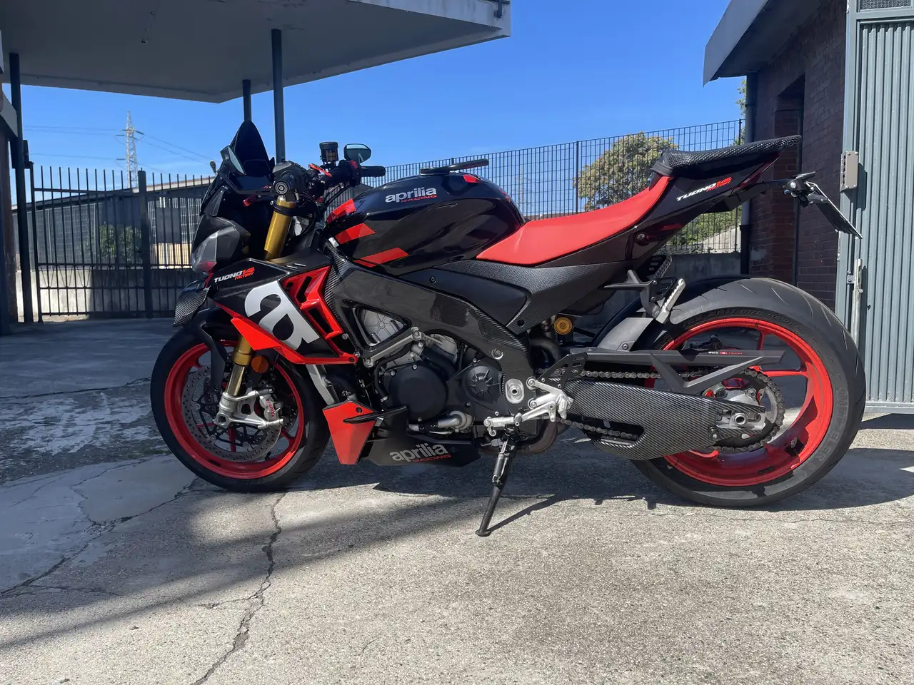 Aprilia Tuono