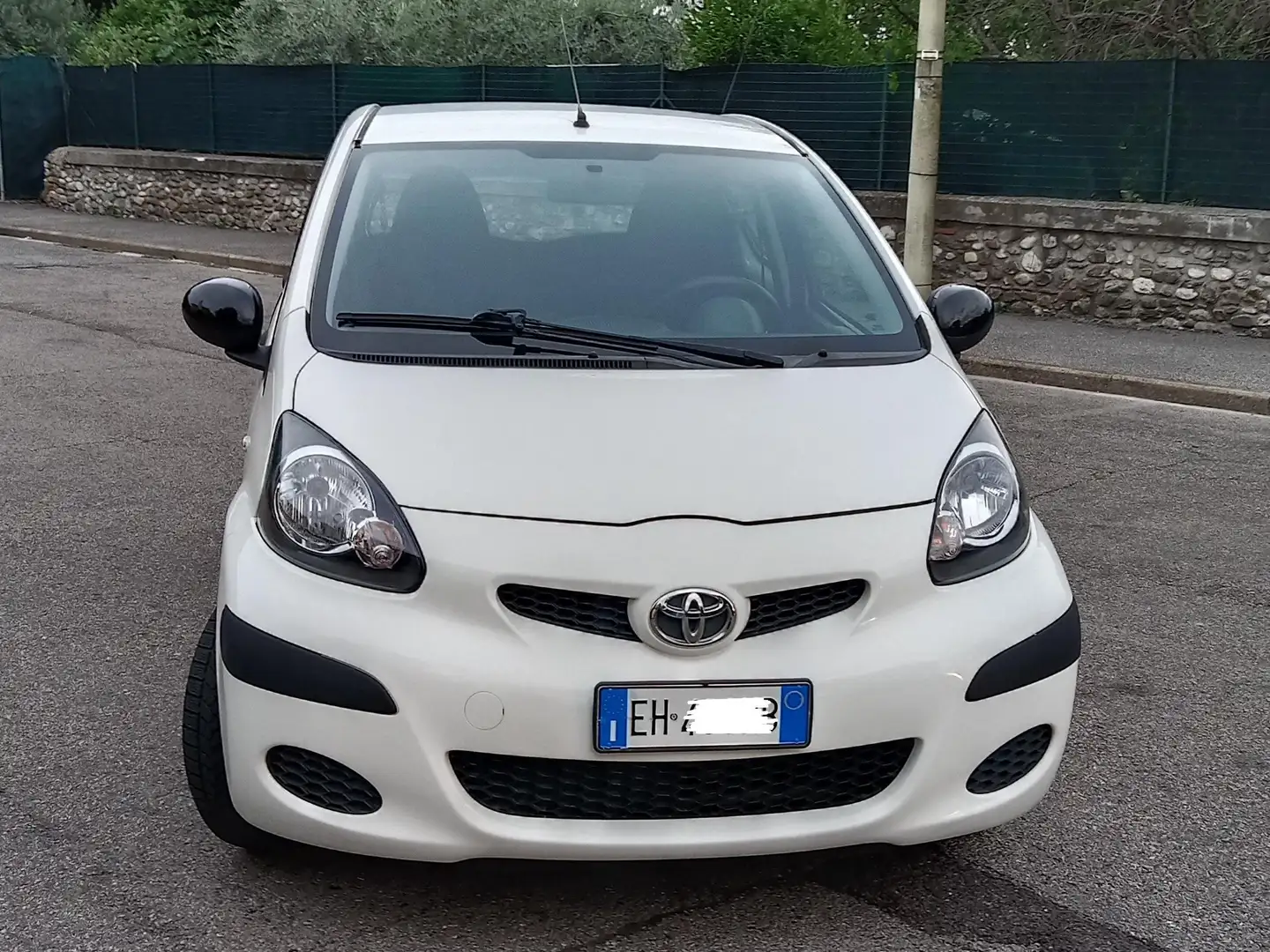 Toyota Aygo Aygo 5p 1.0 Now Connect Bianco - 1