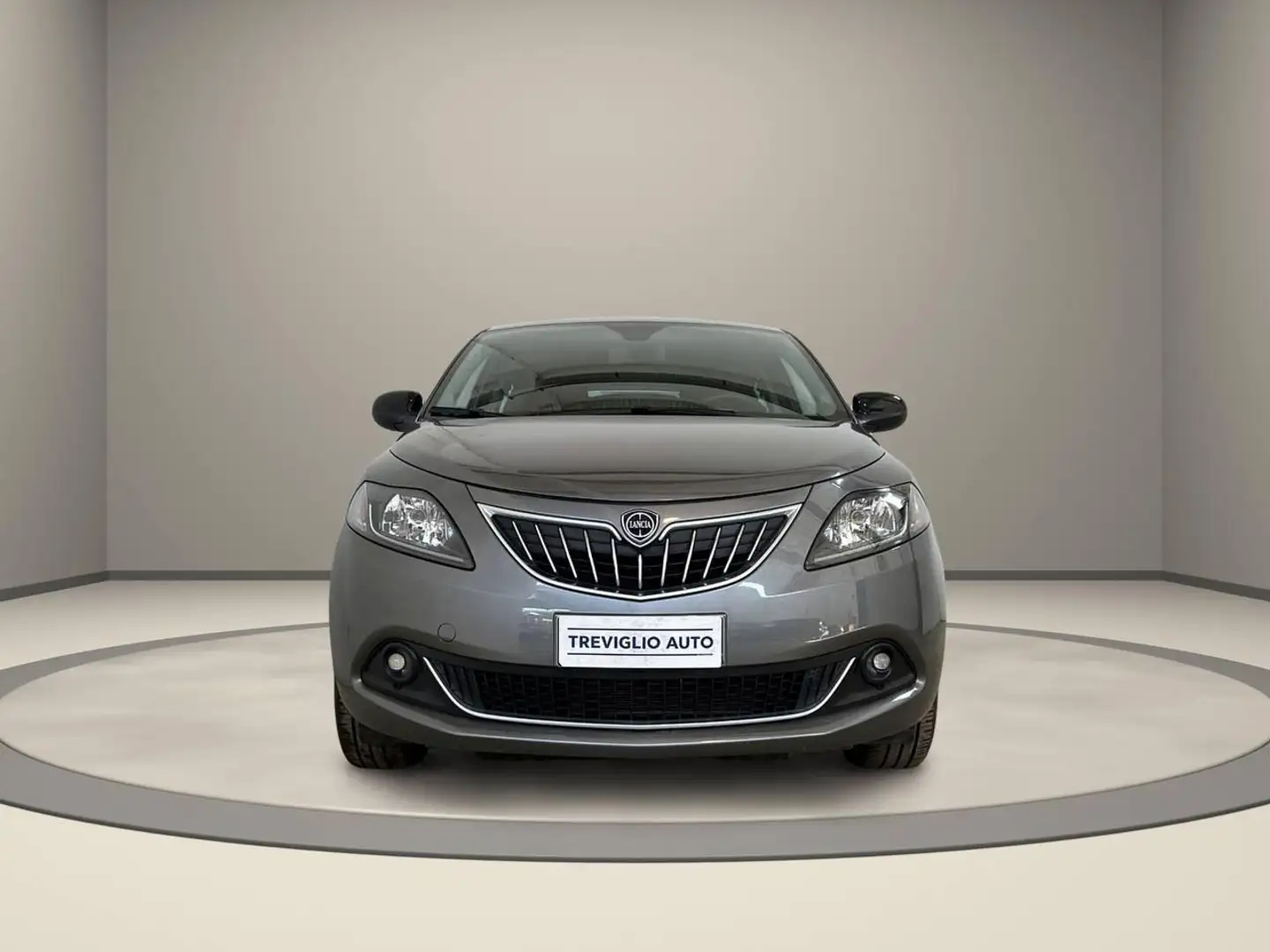 Lancia Ypsilon 1.0 FireFly 5 porte S&S Hybrid Gold Plus Сірий - 2