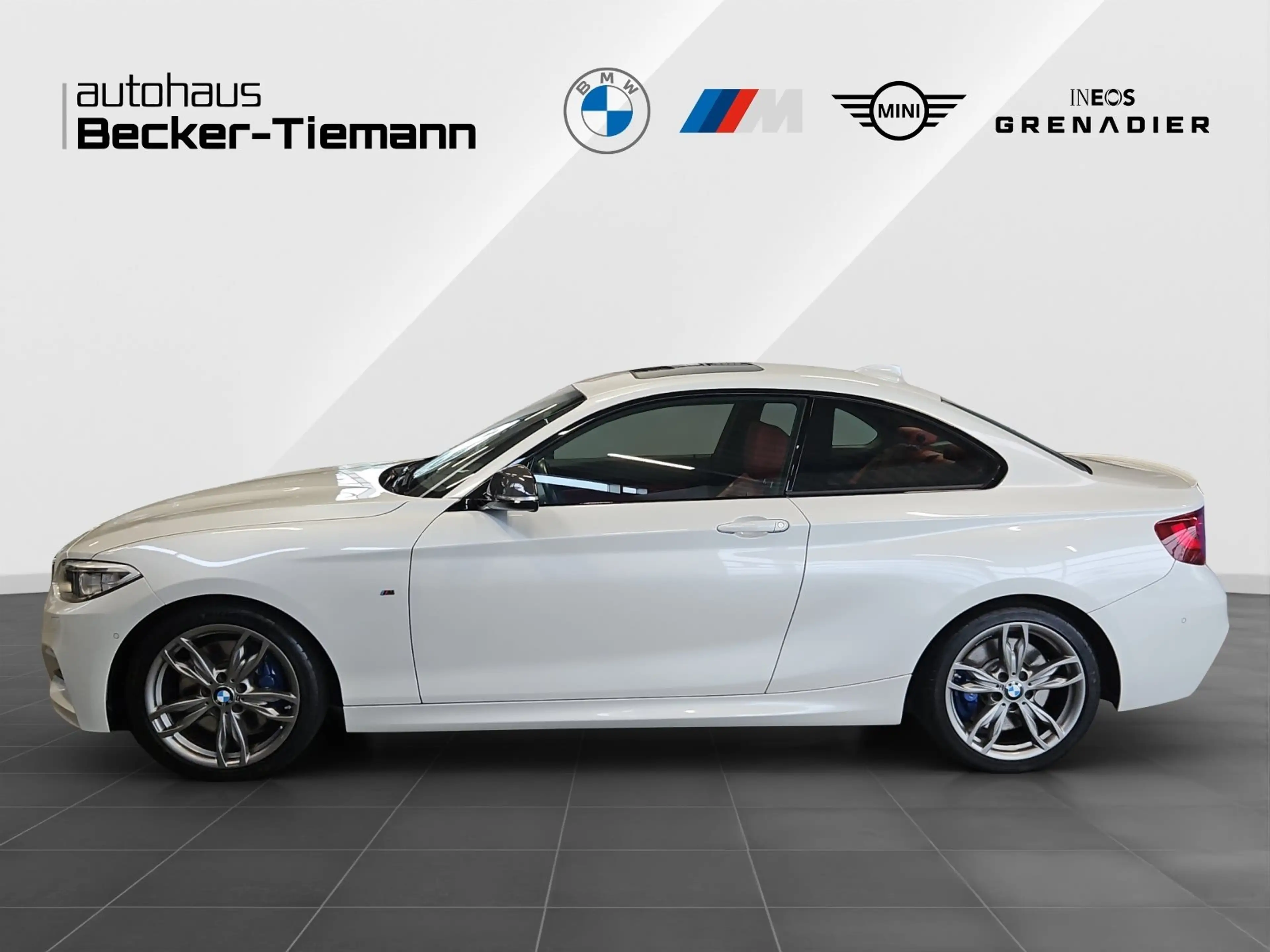 BMW M2 40i xDrive Coupé — photo 3